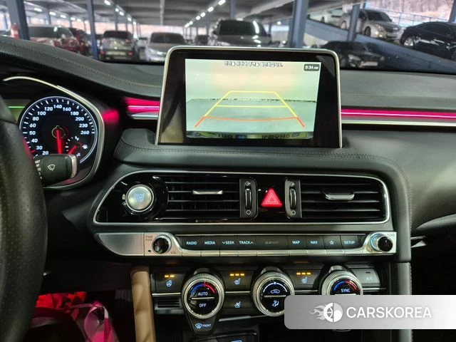 Genesis G70 id 3820985 из Кореи 9