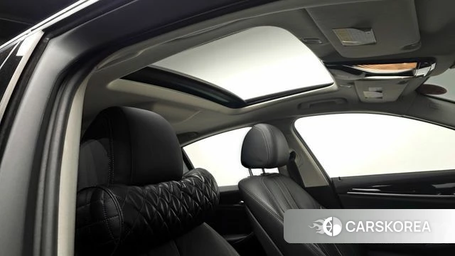 BMW 5 Series (G30) id 3845690 из Кореи 9