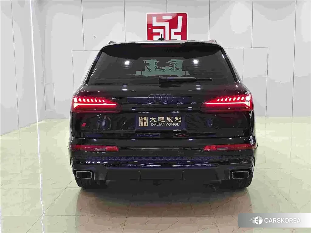 Audi Q7 id 4601928 из Китая 9
