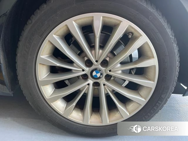BMW 5 Series (G30) id 4430493 из Кореи 9