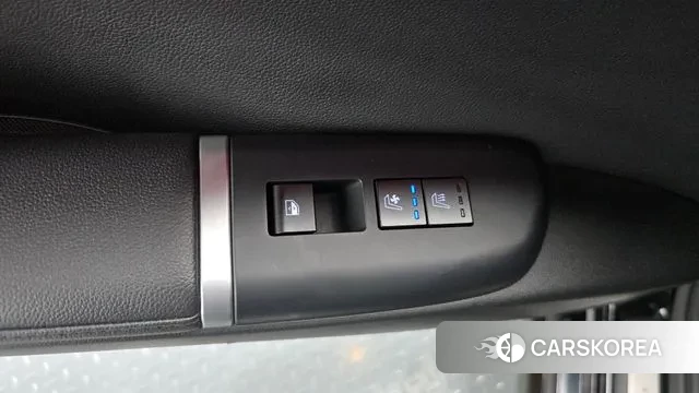 Hyundai Grandeur (GN7) id 3534079 из Кореи 9