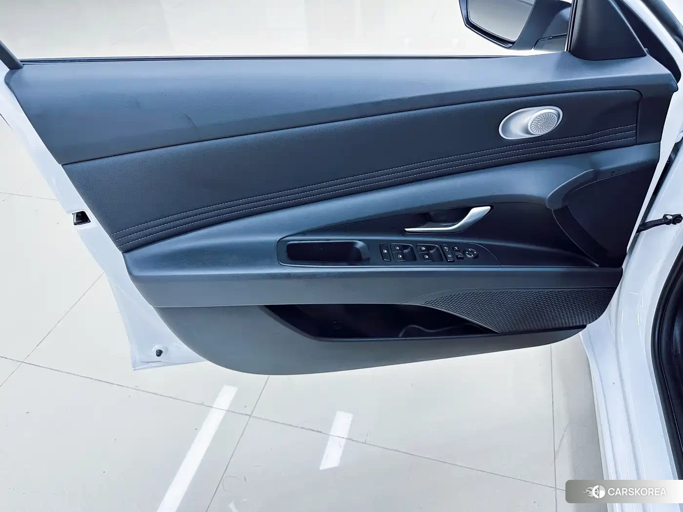 Hyundai Elantra id 4545589 из Китая 9