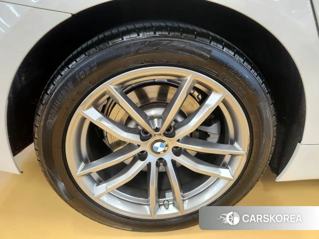 BMW 5 Series (G30) id 4453465 из Кореи 9