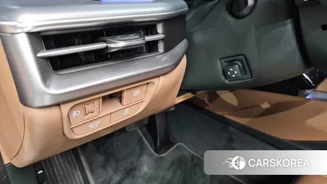 Hyundai Grandeur (GN7) id 3372416 из Кореи 9