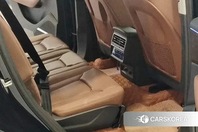 Audi Q7 id 3919478 из Китая 9