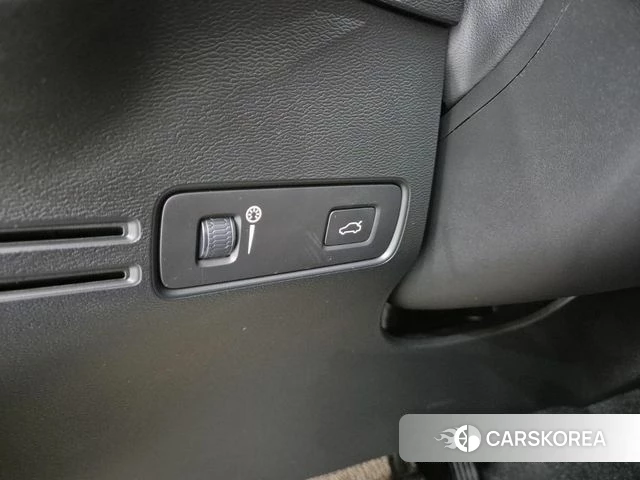 Volvo XC40 id 4501973 из Кореи 9