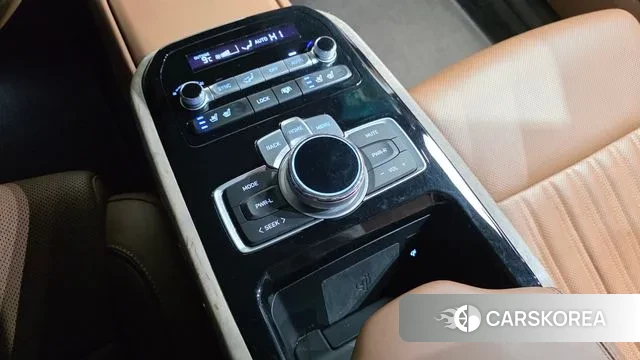 Genesis G90 id 3698428 из Кореи 9