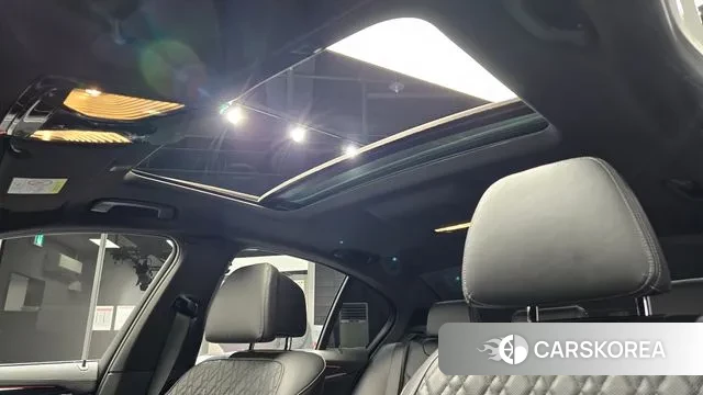 BMW 5 Series (G30) id 3577920 из Кореи 9