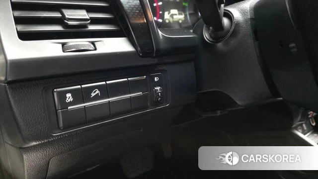Ssangyong The New Rexton Sports Cannes id 4282783 из Кореи 9