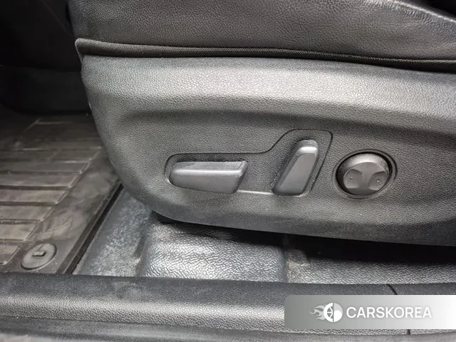 Kia Niro Plus id 3366648 из Кореи 9