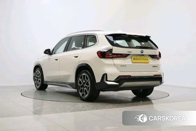 BMW iX1 id 4265700 из Китая 9