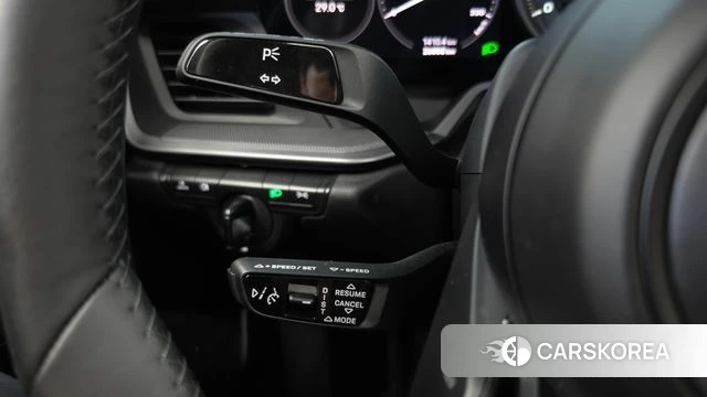 Porsche 911(992) id 4670411 из Кореи 9