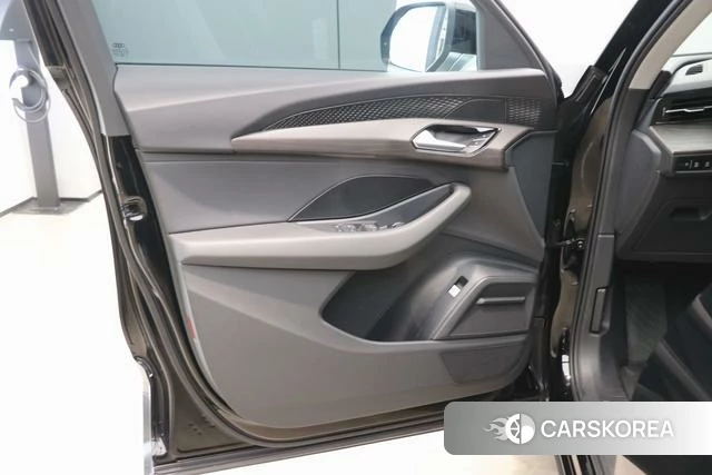Audi Q6 id 4291025 из Китая 9