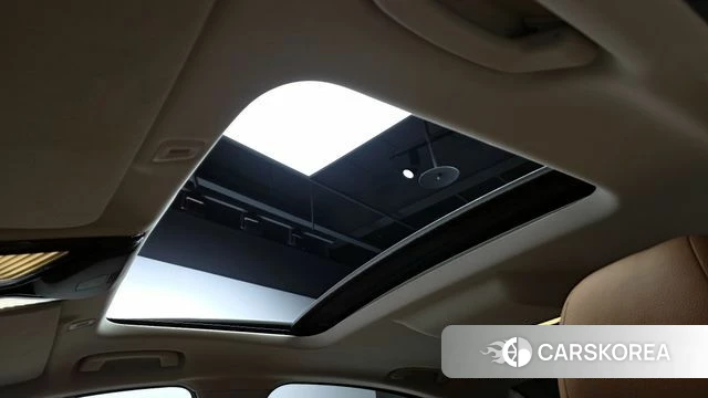 BMW 5 Series (G30) id 3916728 из Кореи 9