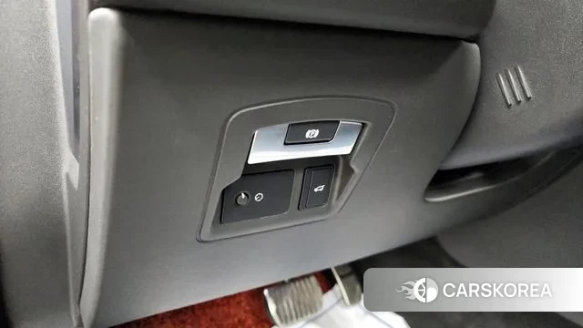 Land Rover Range Rover Velar id 3677035 из Кореи 9