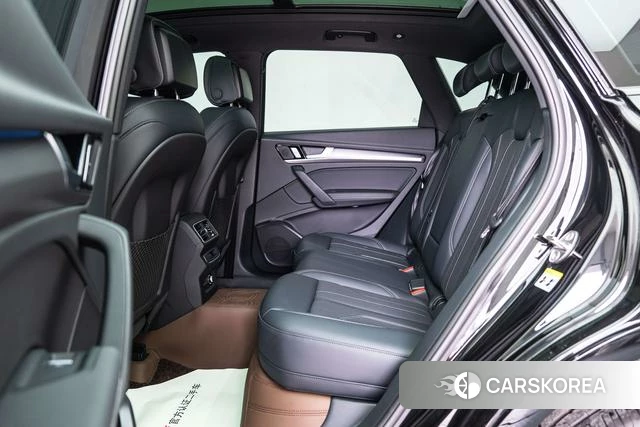 Audi Q5L id 3919589 из Китая 9