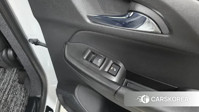 Chevrolet (GM Daewoo) Trailblazer id 3735387 из Кореи 9