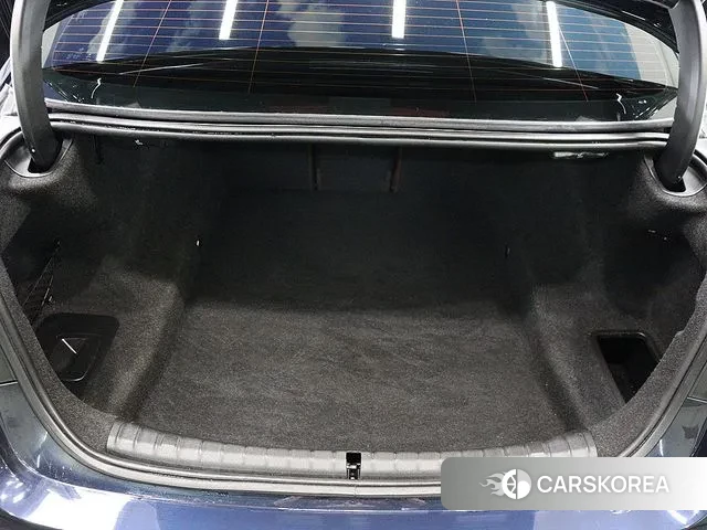 BMW 5 Series (G30) id 3259261 из Кореи 9