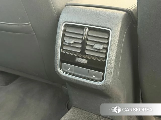 Volkswagen The New Passat id 3982223 из Кореи 9