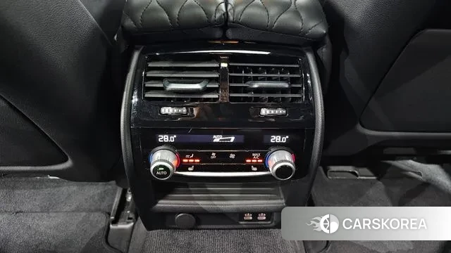 BMW 5 Series (G30) id 3448941 из Кореи 9