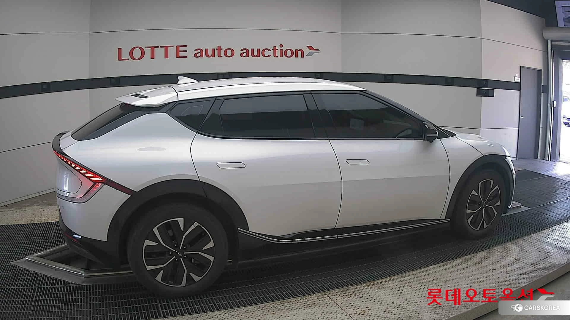 Kia EV6 id 4902428 из Кореи 9
