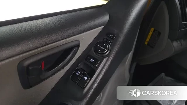 Hyundai The New Grand Starex id 3766557 из Кореи 9