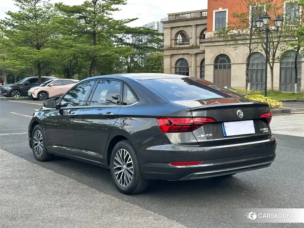 Volkswagen Sagitar id 4548381 из Китая 9