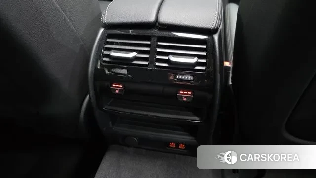 BMW 5 Series (G30) id 3539301 из Кореи 9