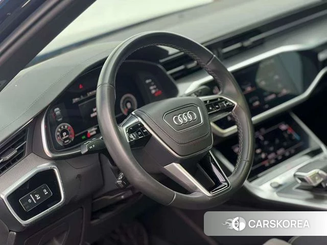 Audi A6L id 4278463 из Китая 9