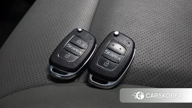 Hyundai The New Grand Starex id 3413454 из Кореи 9