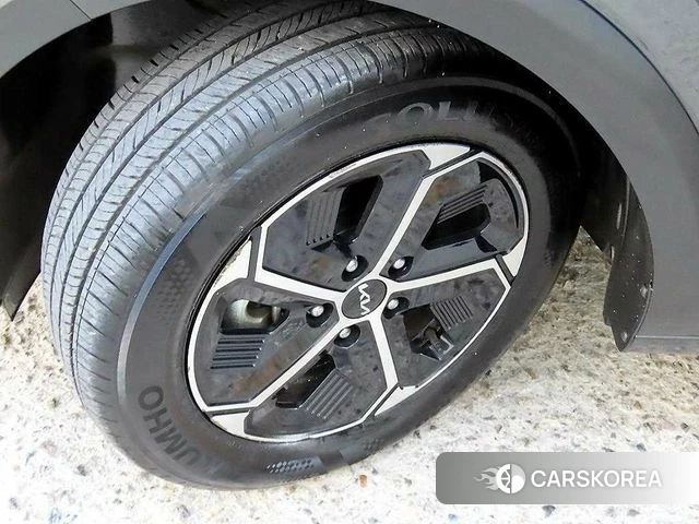 Kia Di Ol Nu Niro id 4948860 из Кореи 9