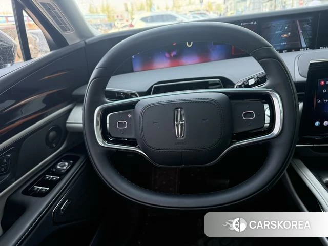 Lincoln Navigator id 3920698 из Китая 9