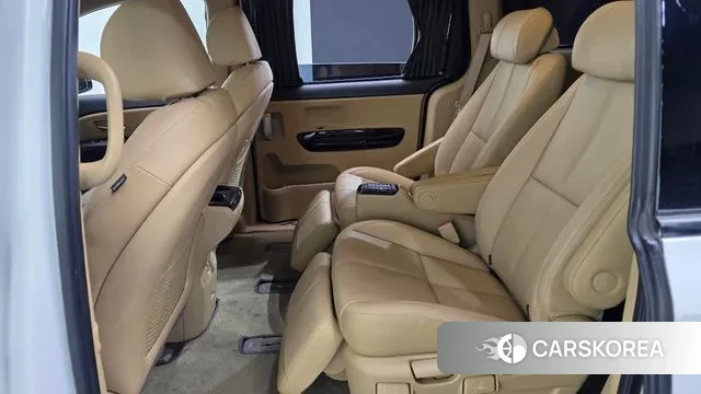 Kia The New Carnival id 3789445 из Кореи 9