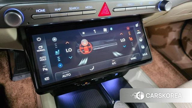 Hyundai Grandeur (GN7) id 4469356 из Кореи 9