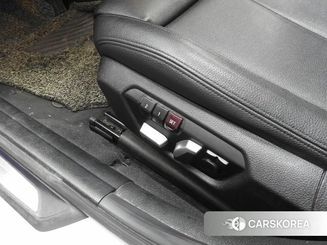 BMW 3 Series (F30) id 4490901 из Кореи 9