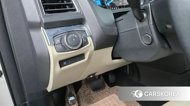 Ford Explorer id 4849847 из Кореи 9