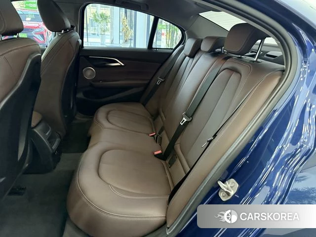BMW 1 series id 4275898 из Китая 9