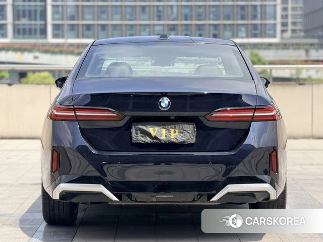 BMW 5 series id 4275312 из Китая 9