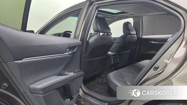 Toyota Camry (XV70) id 3168722 из Кореи 9