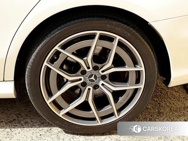 Mercedes-Benz E-Class W213 id 4651170 из Кореи 9