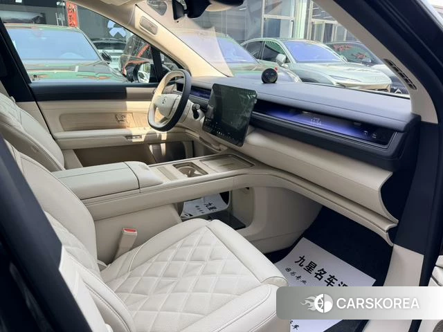 Weilai ES8 id 4198961 из Китая 9