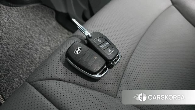 Hyundai The New Grand Starex id 3917499 из Кореи 9