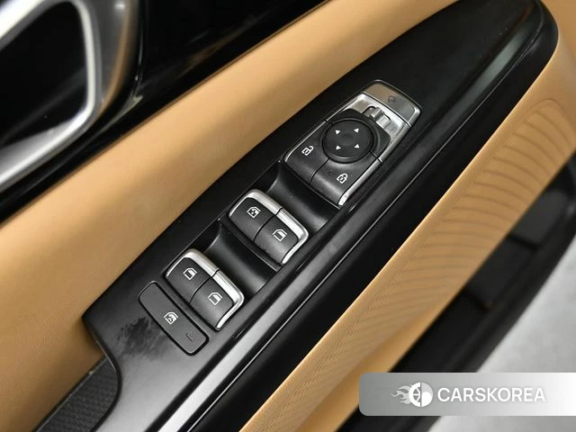 Kia Carnival 4th generation id 4231222 из Кореи 9