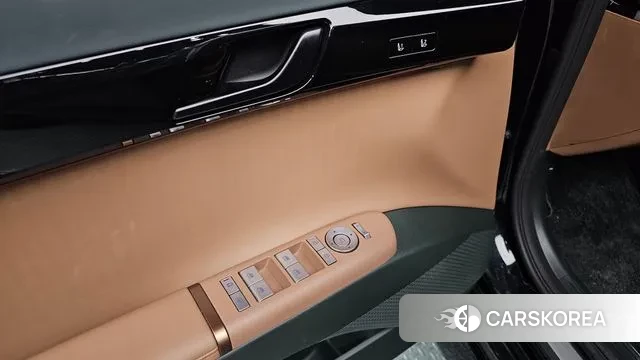 Hyundai Grandeur (GN7) id 3590888 из Кореи 9