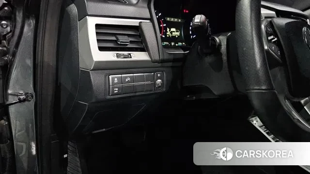 Ssangyong Rexton Sports id 3209738 из Кореи 9