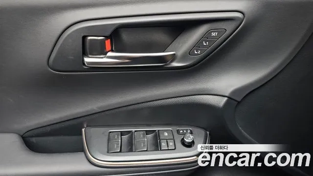 Toyota Crown Crossover id 2919927 из Кореи 9