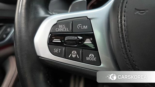 BMW 5 Series (G30) id 4758726 из Кореи 9