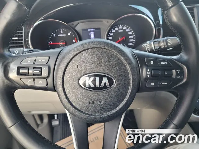 Kia The New Carnival id 2718418 из Кореи 9