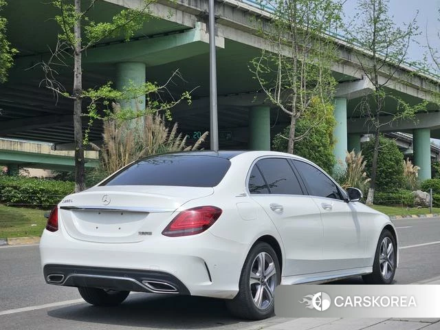 Mercedes-Benz Class C id 4328474 из Китая 9