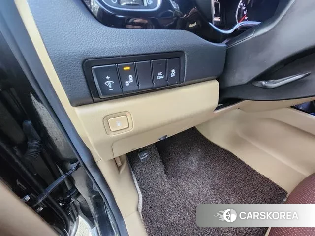 Kia All New Carnival id 3644169 из Кореи 9